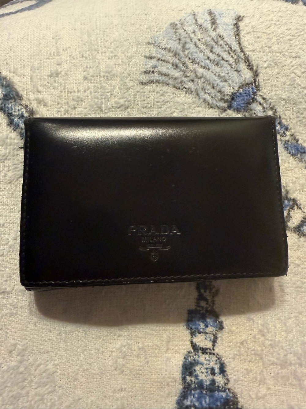 Authentic PRADA Vintage 2000s black leather CARD HOLDER/WALLET